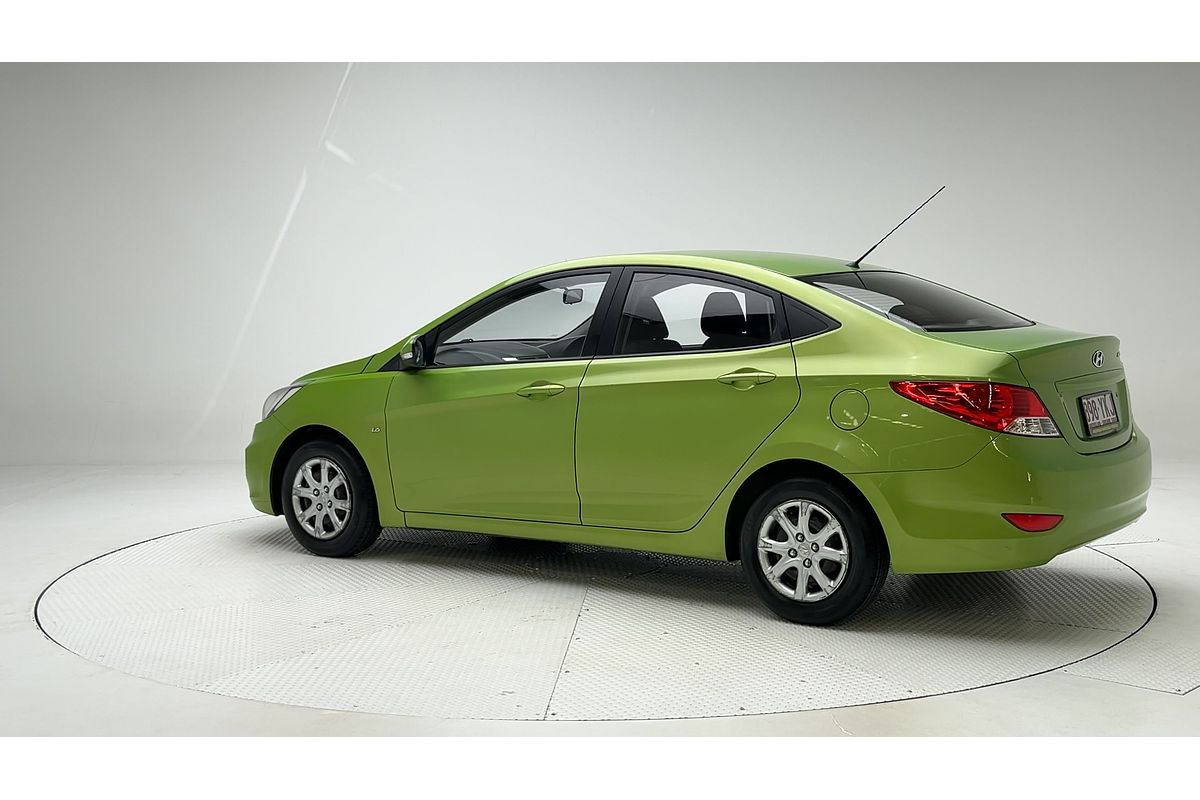 2012 Hyundai Accent Active RB