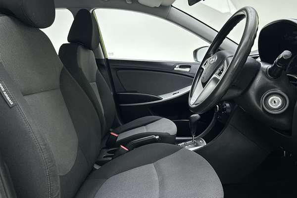 2012 Hyundai Accent Active RB