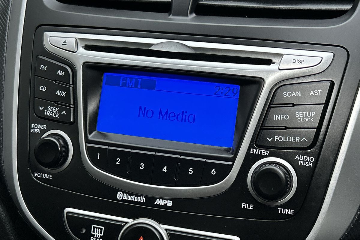 2012 Hyundai Accent Active RB