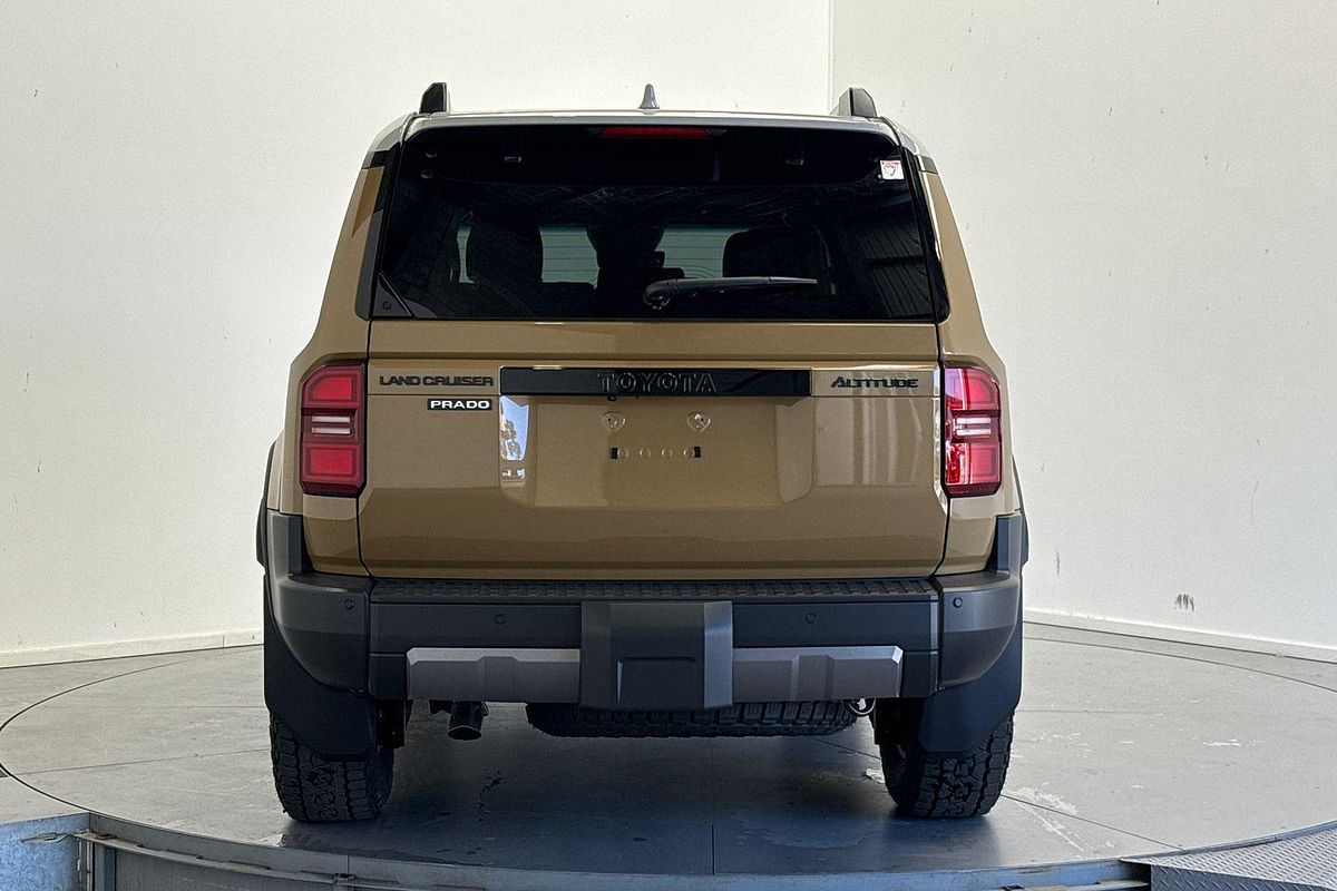 2025 Toyota Landcruiser Prado Altitude GDJ251R