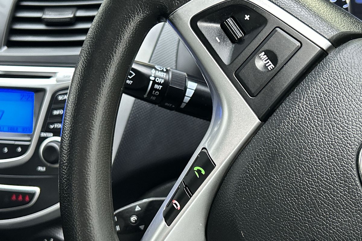 2012 Hyundai Accent Active RB