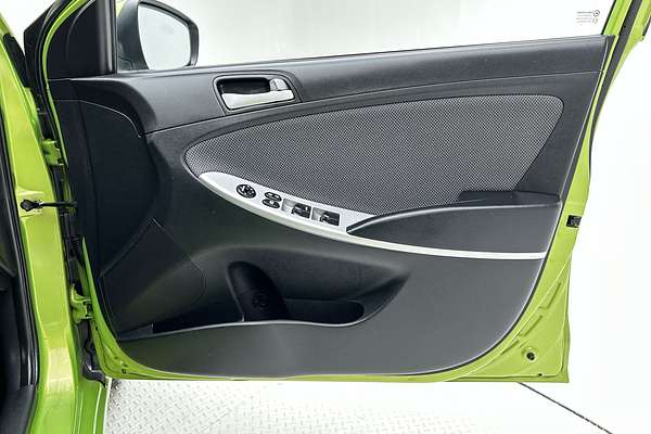 2012 Hyundai Accent Active RB