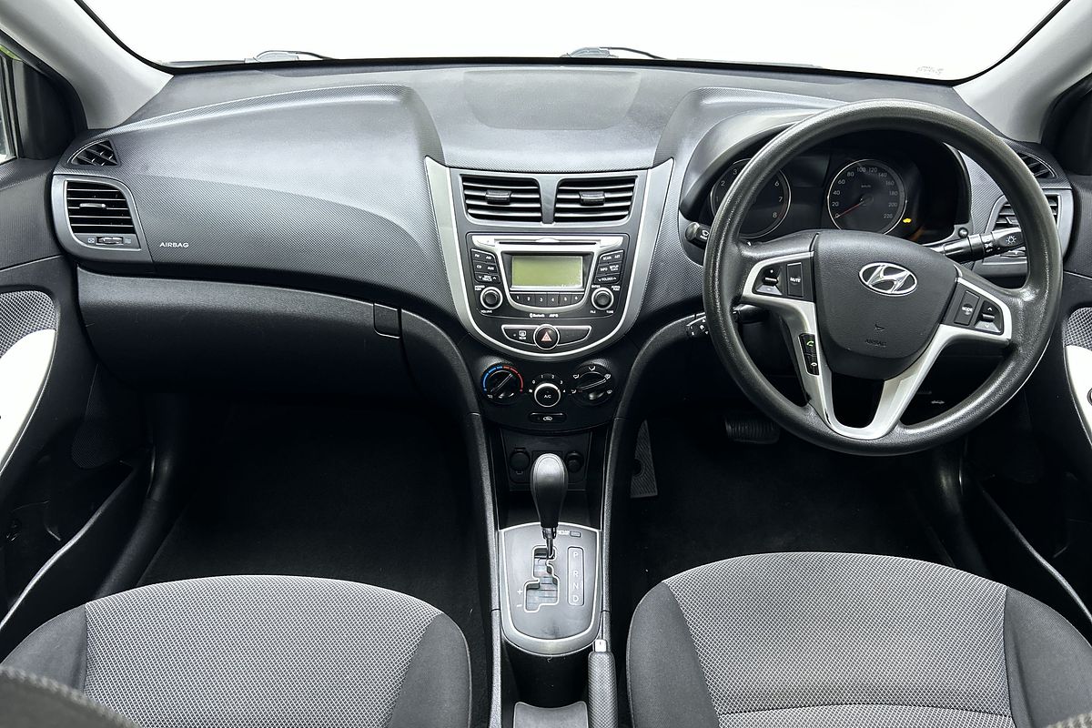 2012 Hyundai Accent Active RB