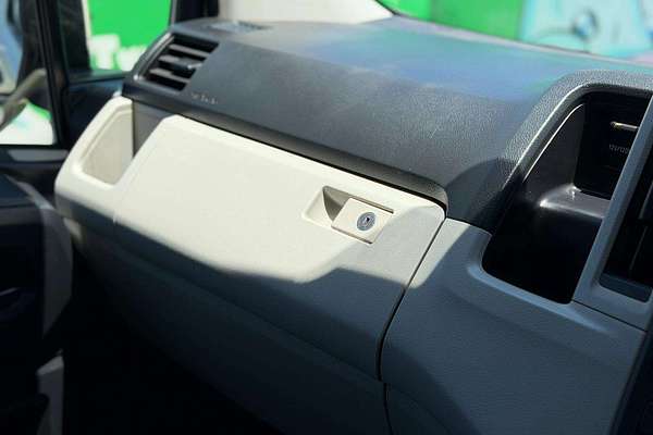 2020 Toyota Hiace Commuter GDH322R ELWB High Roof