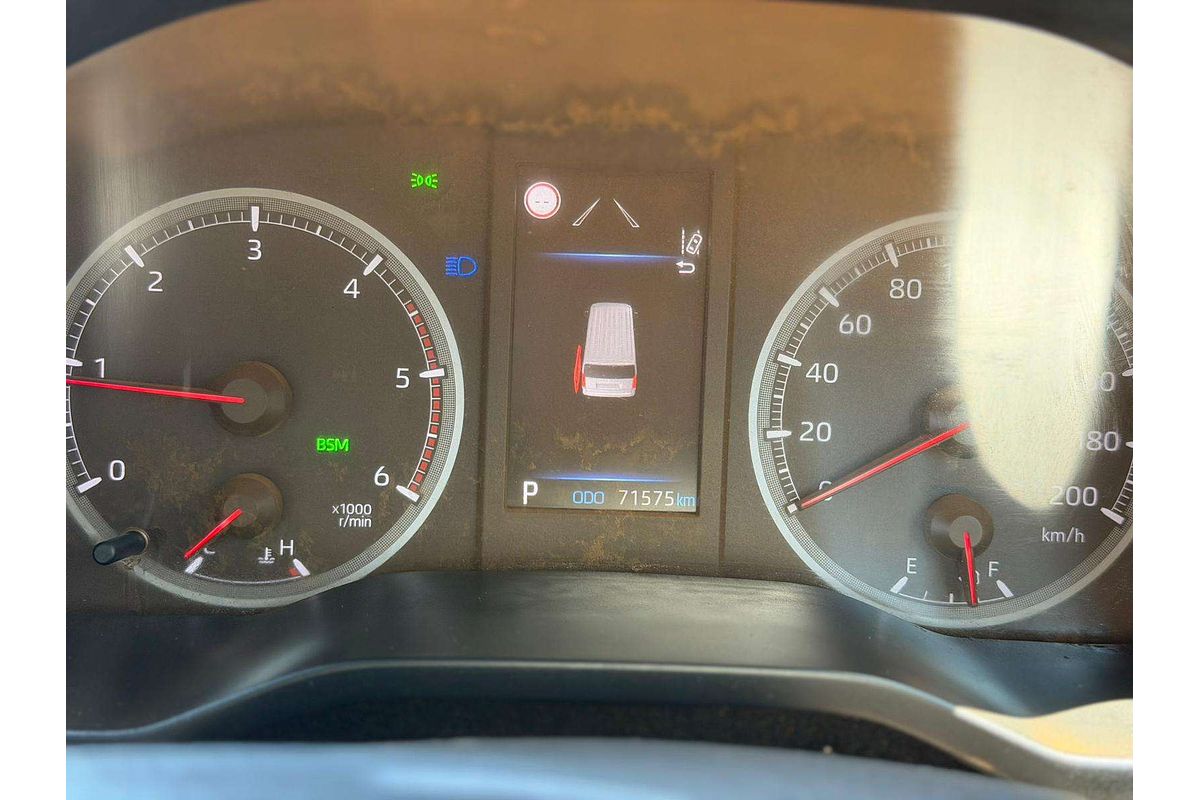 2020 Toyota Hiace Commuter GDH322R ELWB High Roof