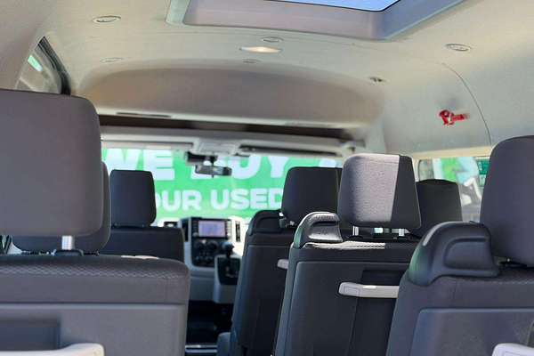 2020 Toyota Hiace Commuter GDH322R ELWB High Roof