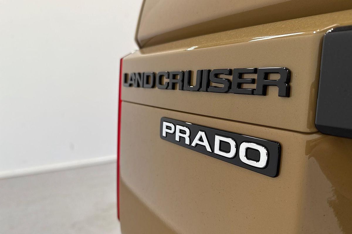 2025 Toyota Landcruiser Prado Altitude GDJ251R