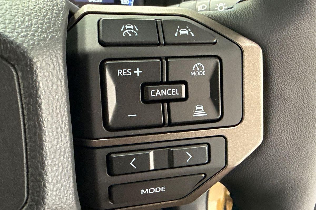 2025 Toyota Landcruiser Prado Altitude GDJ251R