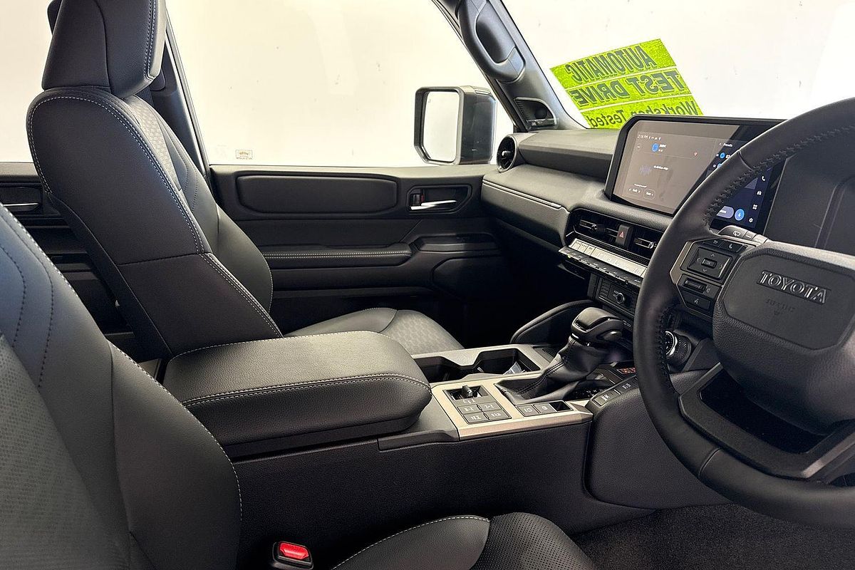 2025 Toyota Landcruiser Prado Altitude GDJ251R