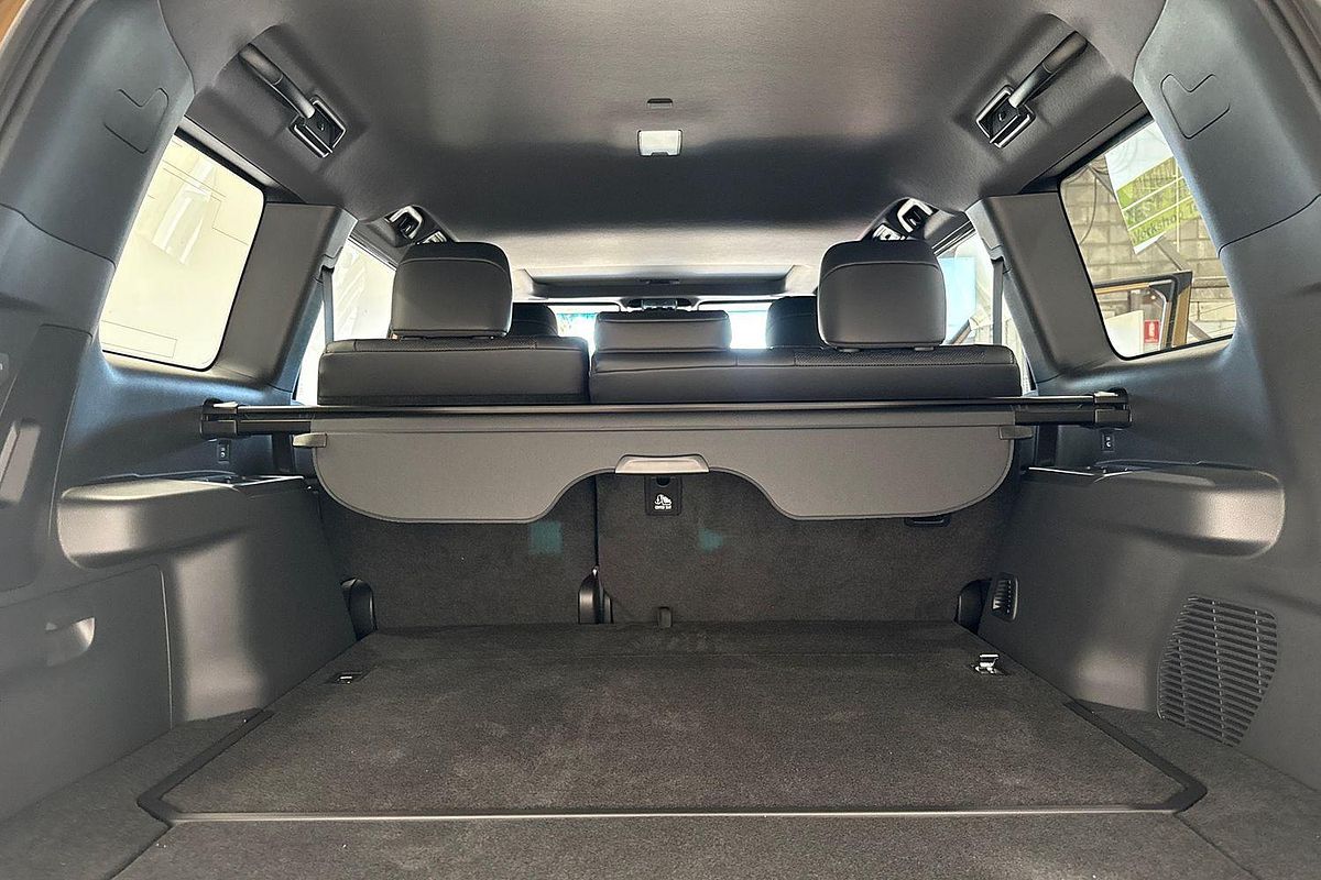 2025 Toyota Landcruiser Prado Altitude GDJ251R