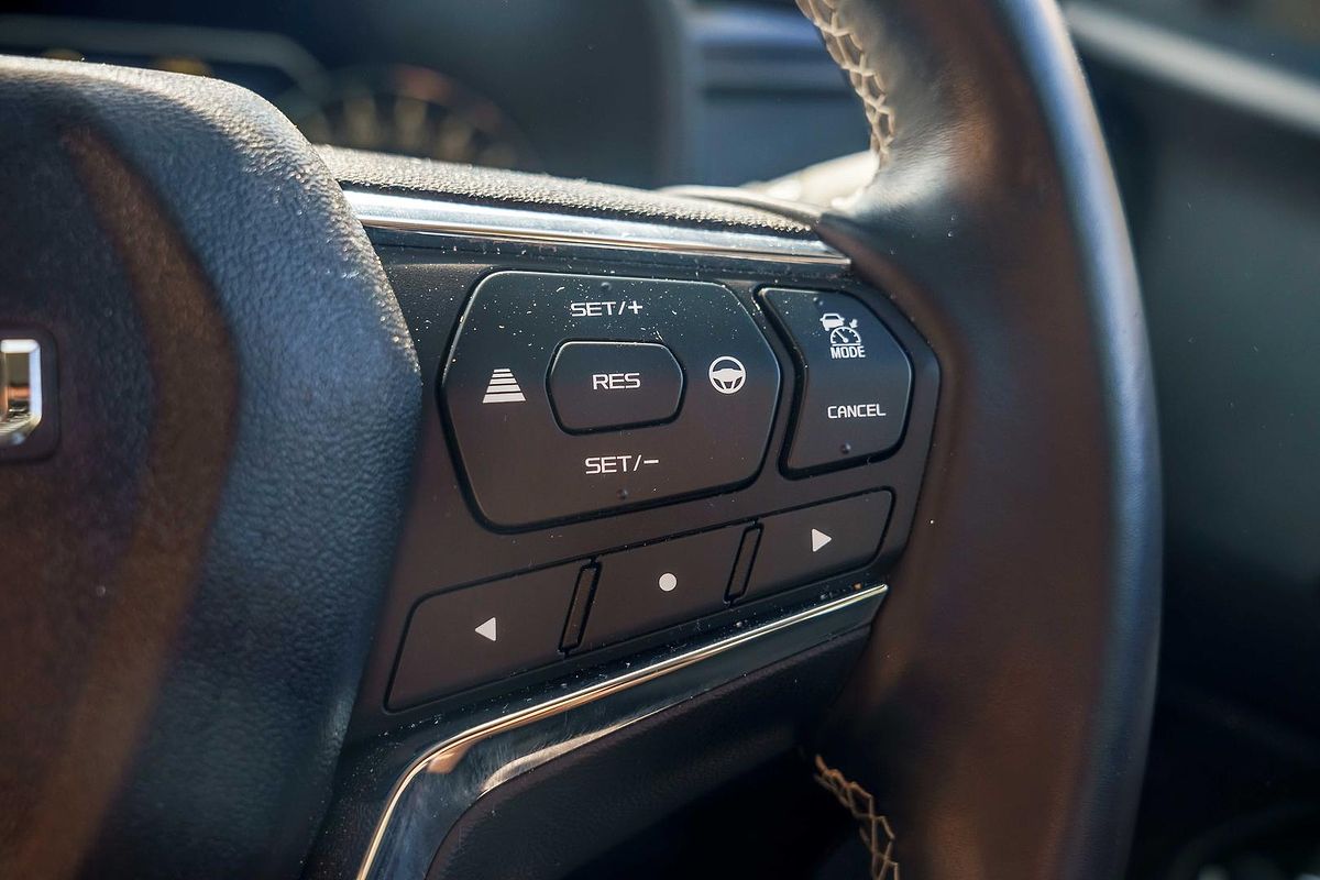 2023 Isuzu MU-X LS-U