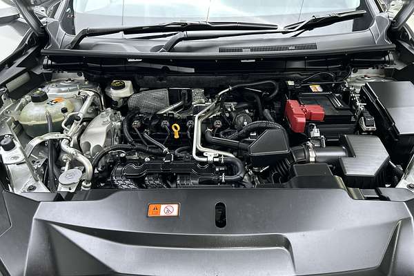 2024 Mitsubishi Outlander LS ZM