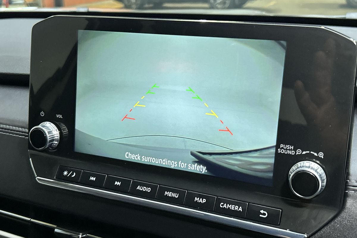 2024 Mitsubishi Outlander LS ZM