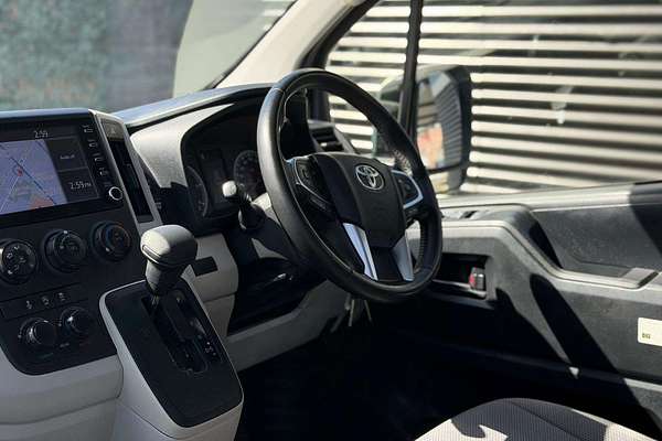2020 Toyota Hiace Commuter GDH322R ELWB High Roof