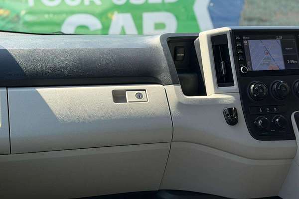 2020 Toyota Hiace Commuter GDH322R ELWB High Roof