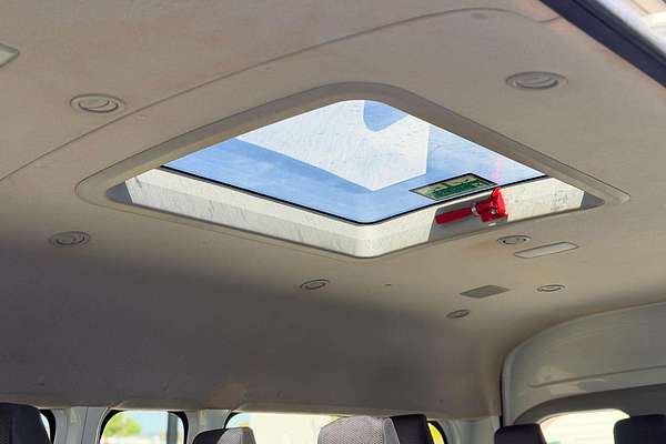 2020 Toyota Hiace Commuter GDH322R ELWB High Roof