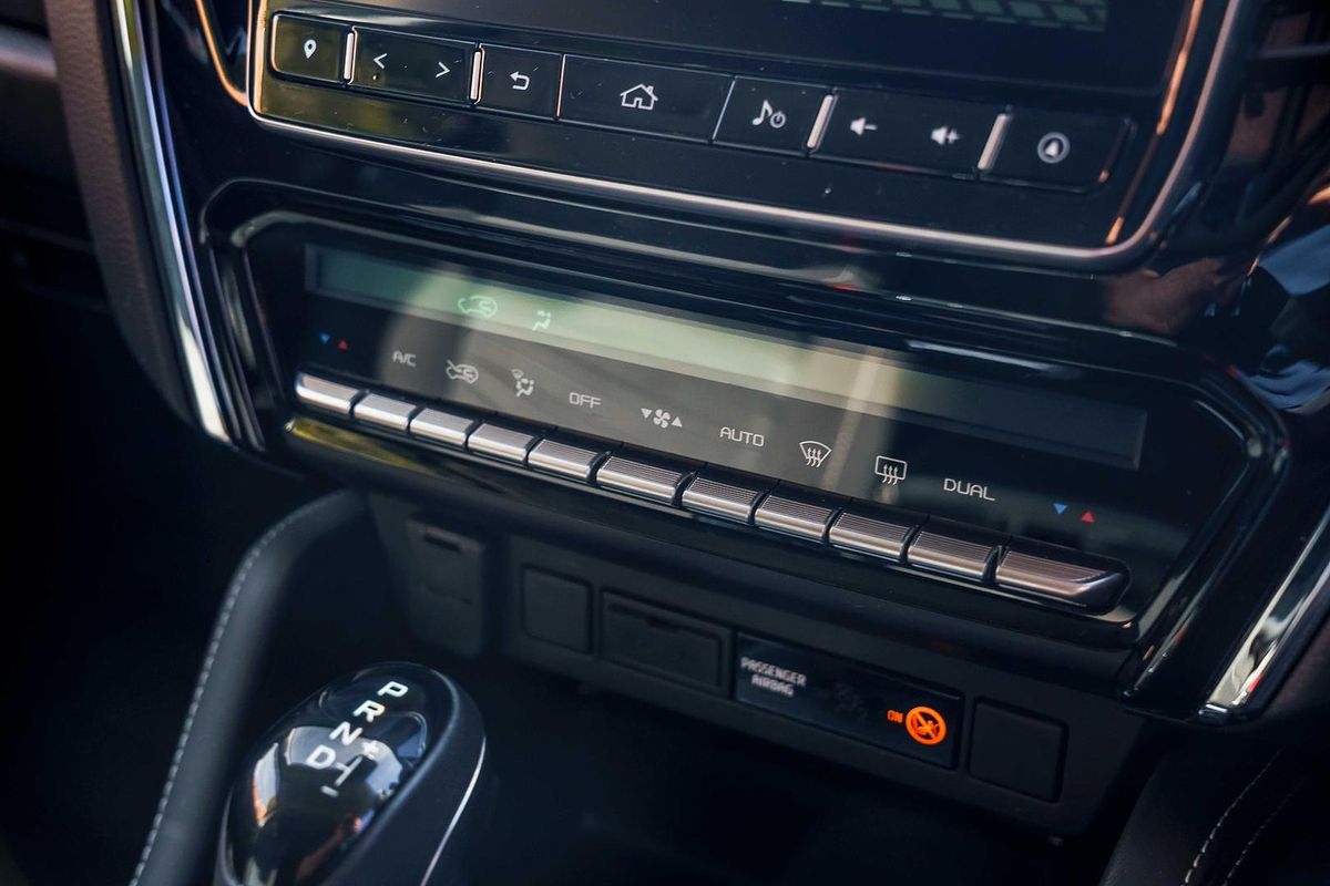 2023 Isuzu MU-X LS-U