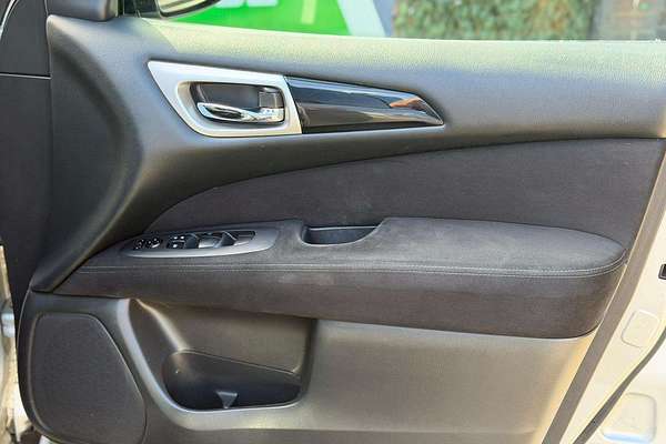 2013 Nissan Pathfinder ST R52