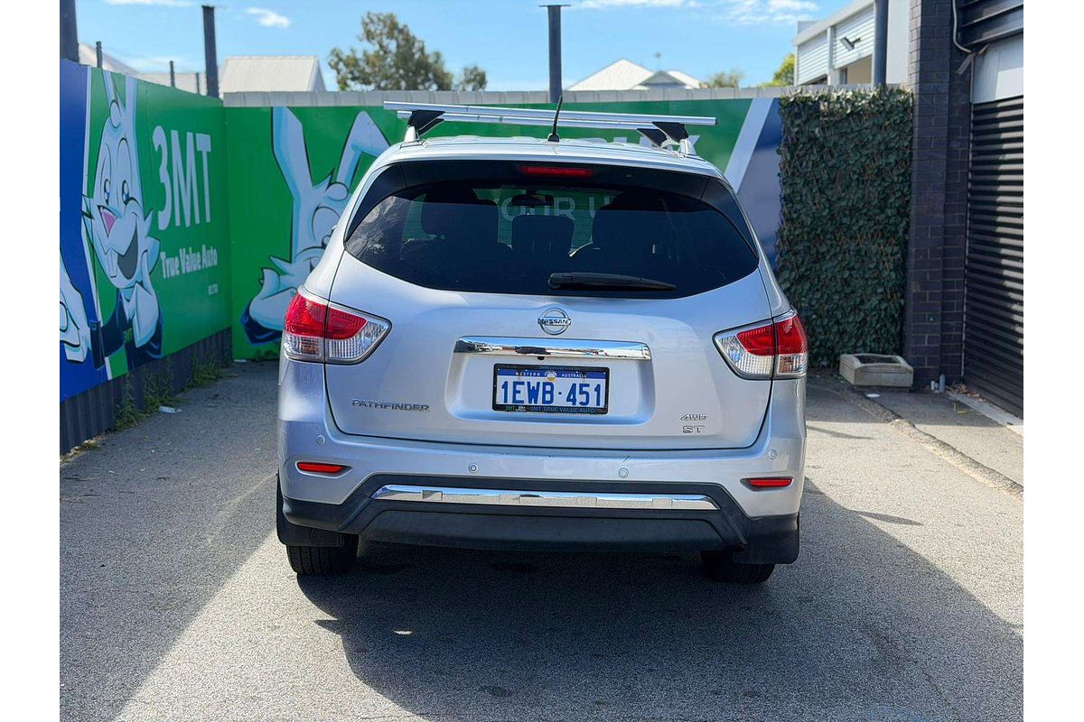 2013 Nissan Pathfinder ST R52