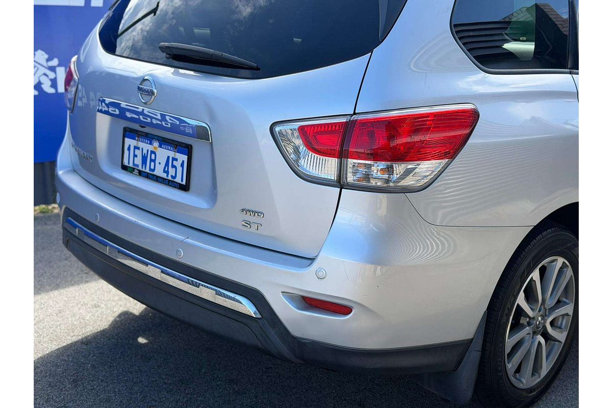 2013 Nissan Pathfinder ST R52