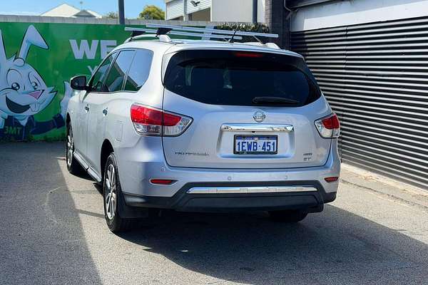 2013 Nissan Pathfinder ST R52
