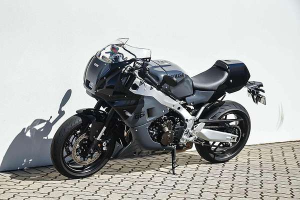 2024 Yamaha XSR 900 GP