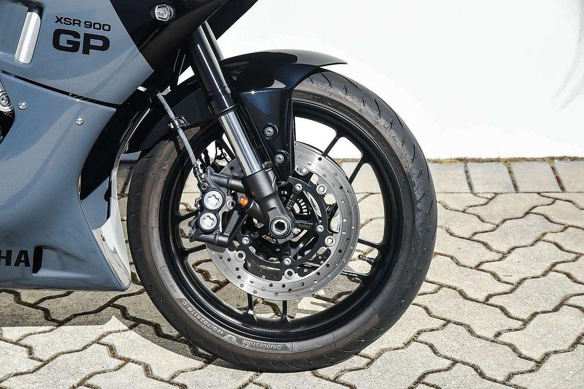 2024 Yamaha XSR 900 GP