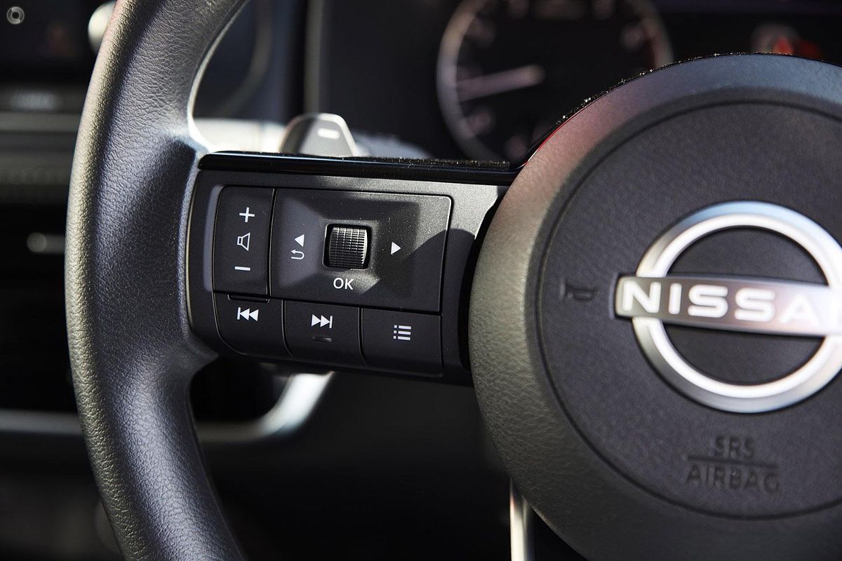 2025 Nissan X-TRAIL ST T33