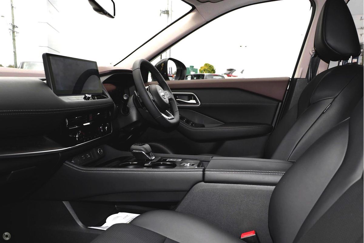 2025 Nissan X-TRAIL N-TREK T33