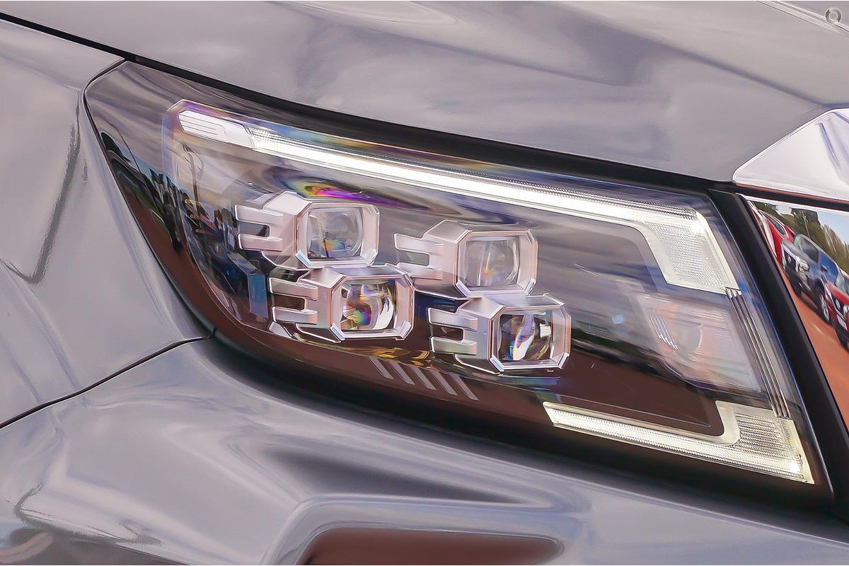 2025 Nissan Navara ST-X D23 4X4