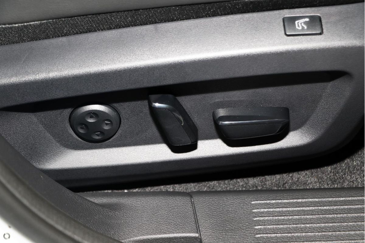 2025 Nissan QASHQAI Ti-L J12