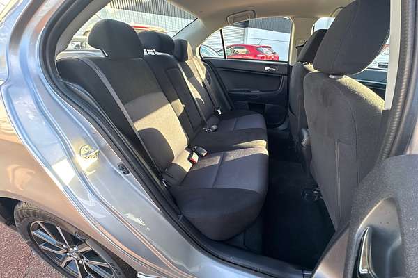 2016 Mitsubishi Lancer ES Sport CF