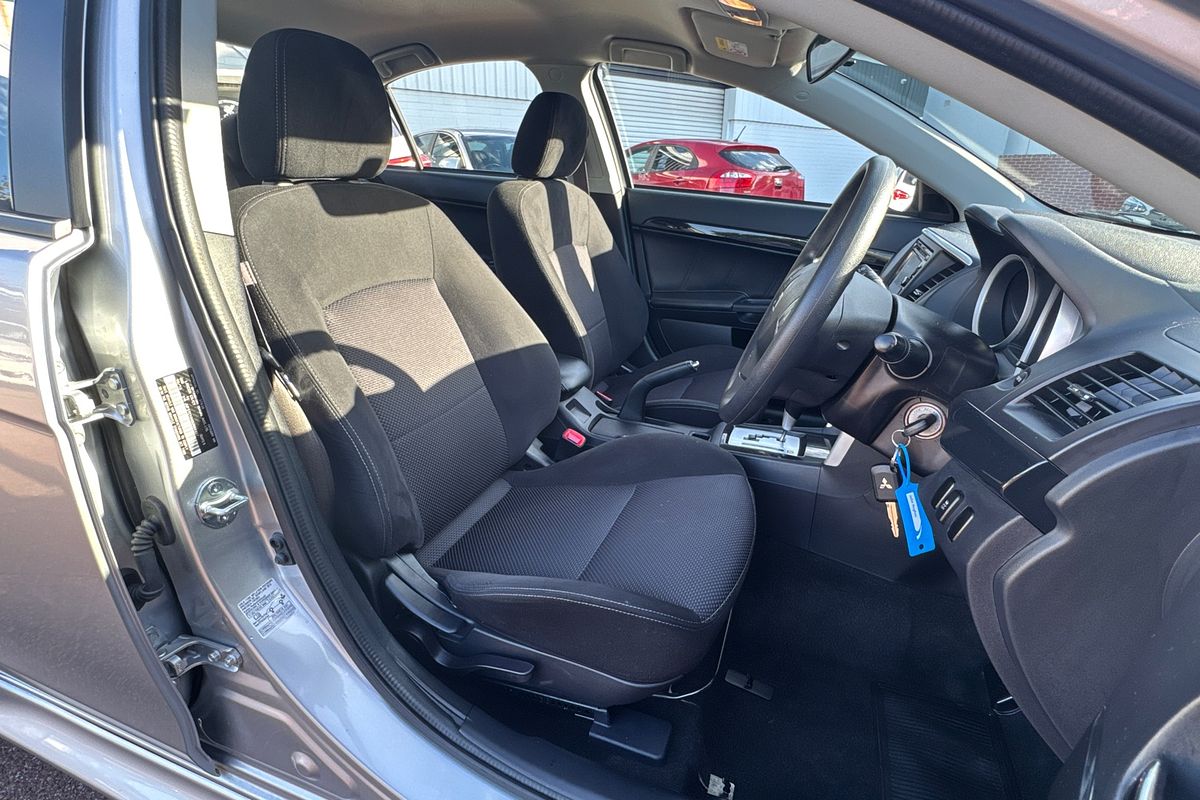 2016 Mitsubishi Lancer ES Sport CF