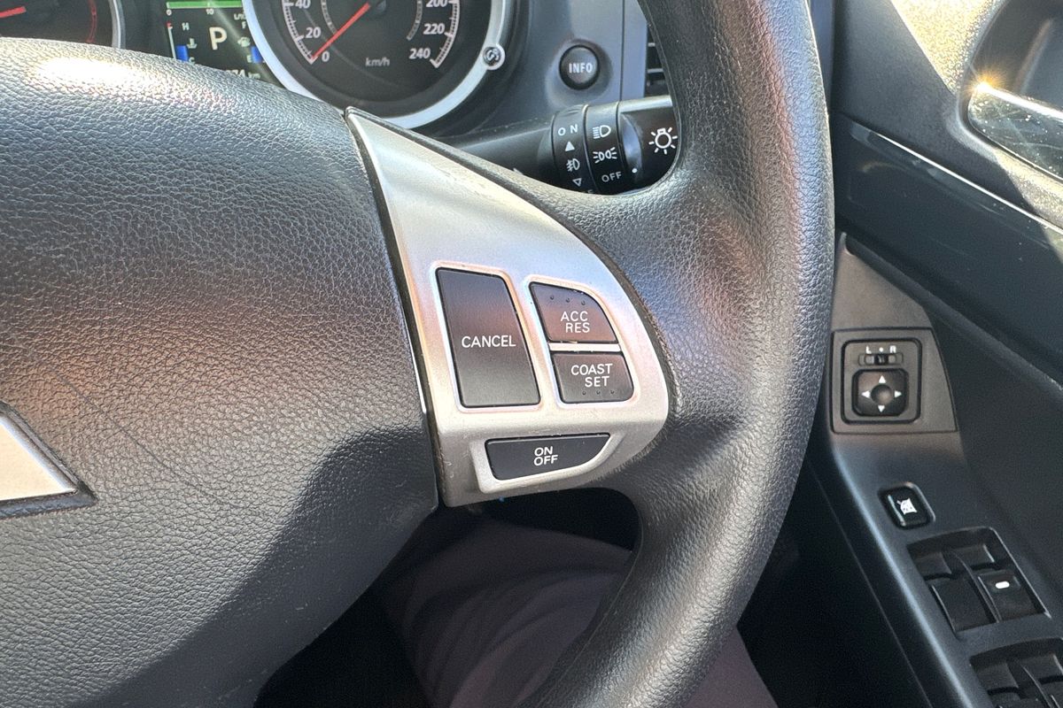 2016 Mitsubishi Lancer ES Sport CF