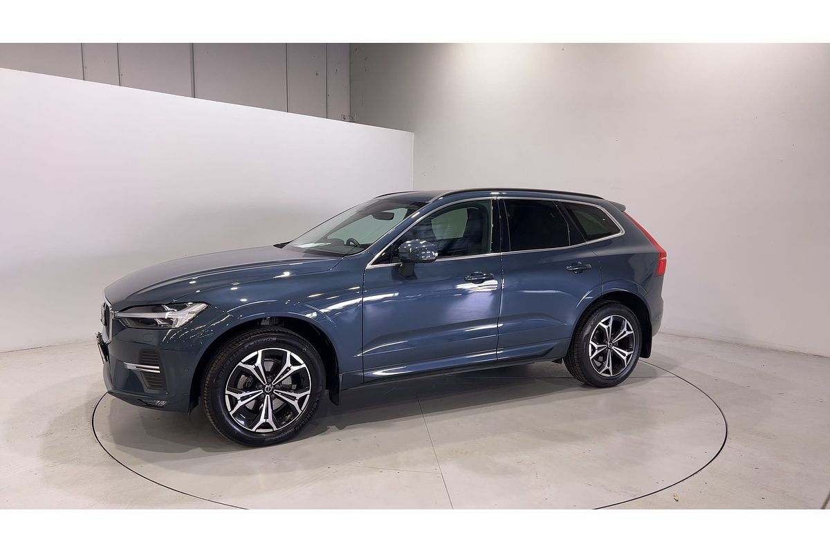 2021 Volvo XC60 B5 Momentum