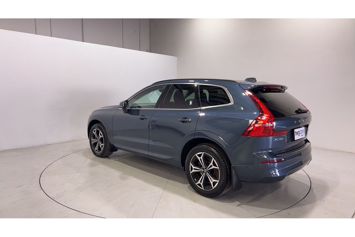 2021 Volvo XC60 B5 Momentum