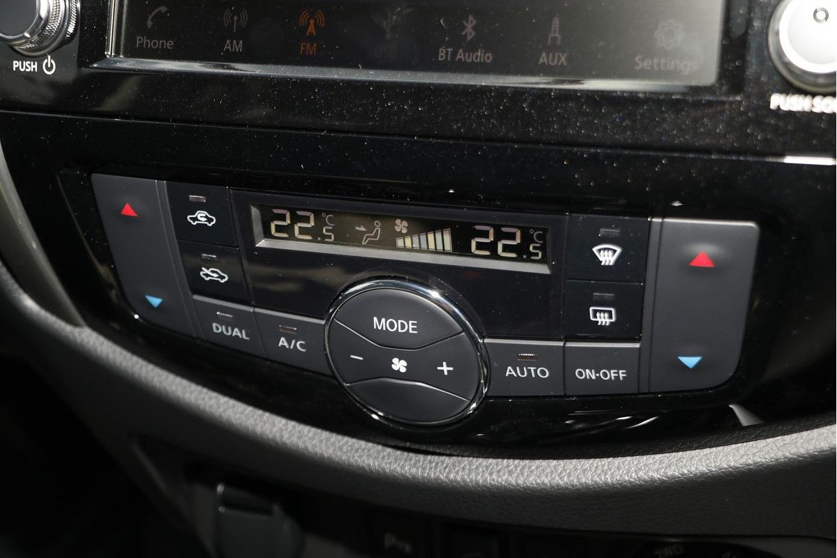 2025 Nissan Navara ST-X D23 4X4