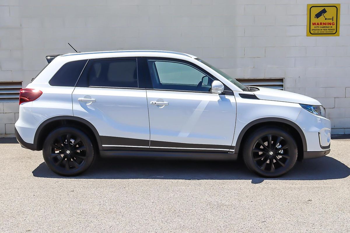 2024 Suzuki Vitara Turbo Shadow LY Series II
