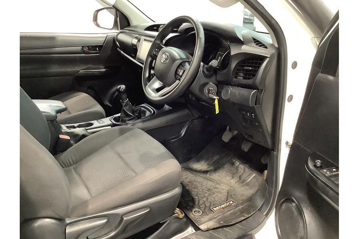 2020 Toyota Hilux SR GUN126R 4X4