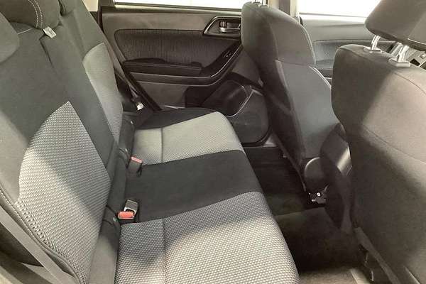 2016 Subaru Forester 2.5i-L S4