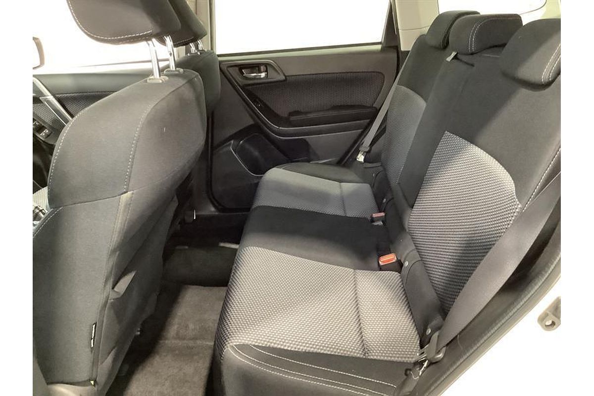 2016 Subaru Forester 2.5i-L S4