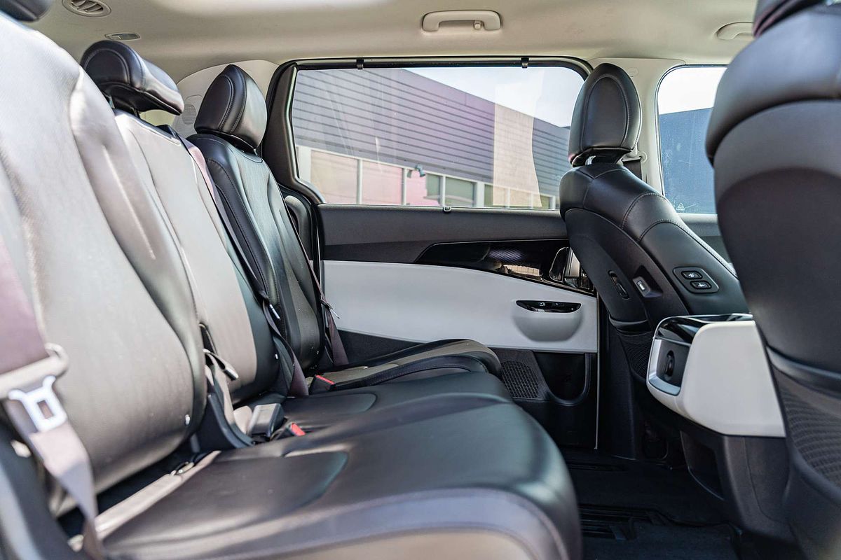 2022 Kia Carnival Platinum KA4