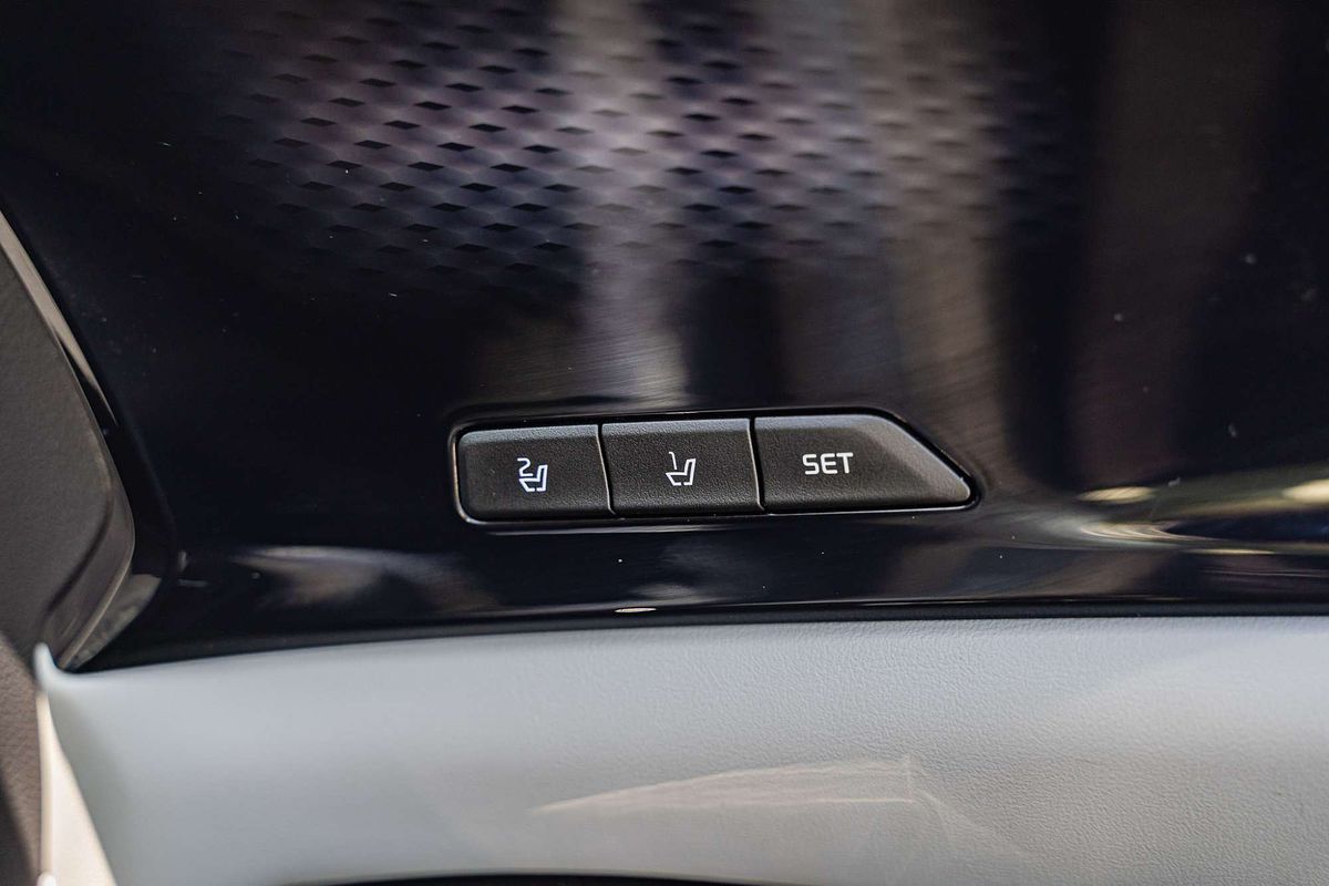 2022 Kia Carnival Platinum KA4