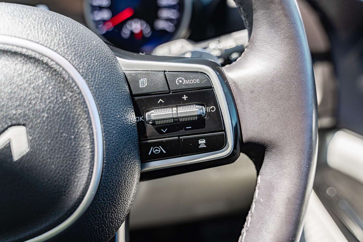 2022 Kia Carnival Platinum KA4