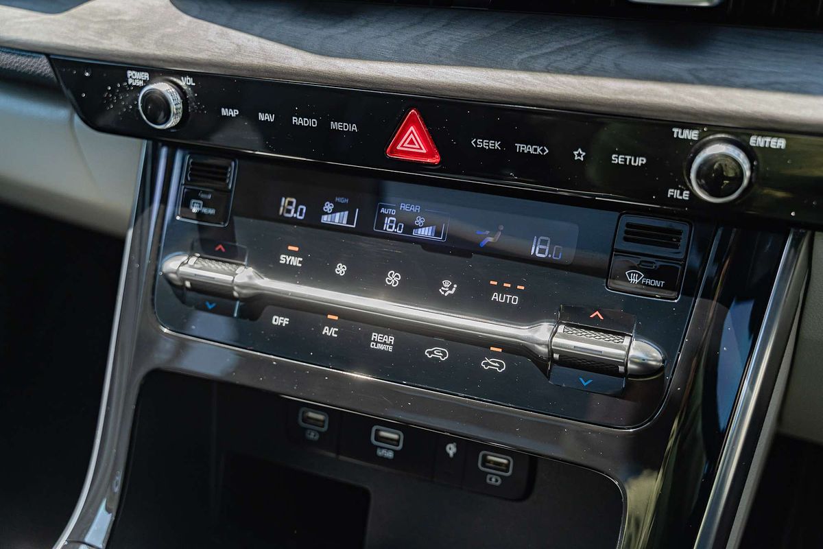 2022 Kia Carnival Platinum KA4