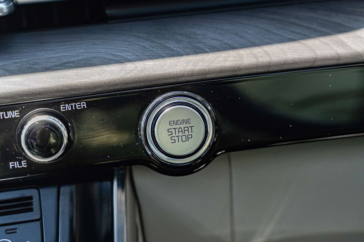 2022 Kia Carnival Platinum KA4