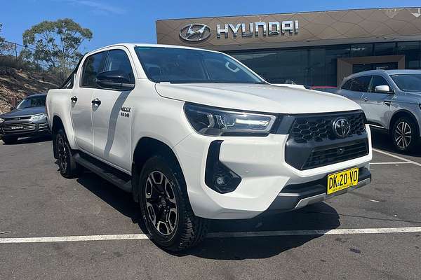 2024 Toyota Hilux SR5 48V GUN126R 4X4