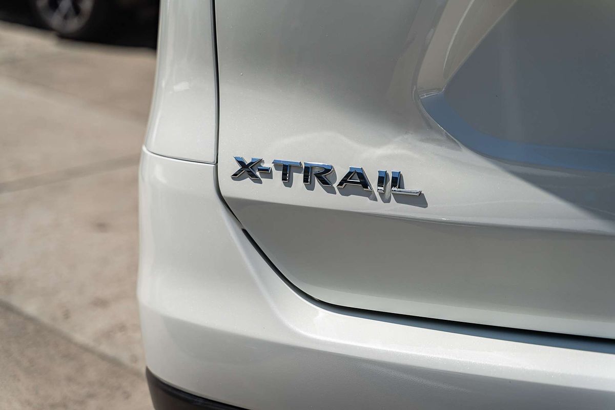 2015 Nissan X-TRAIL ST-L T32