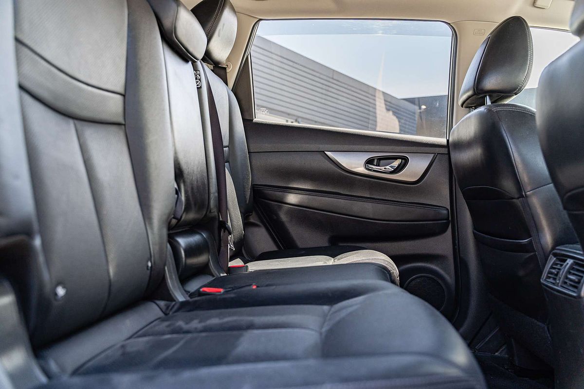 2015 Nissan X-TRAIL ST-L T32