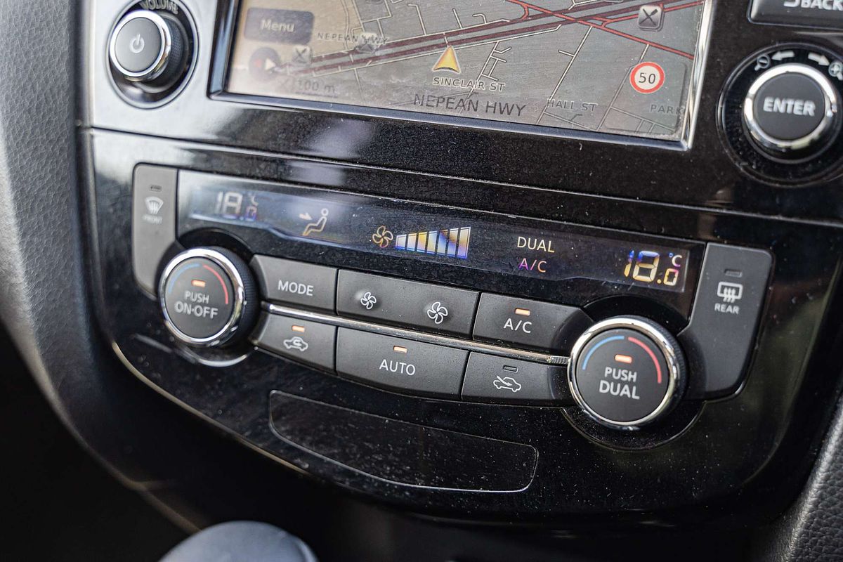 2015 Nissan X-TRAIL ST-L T32